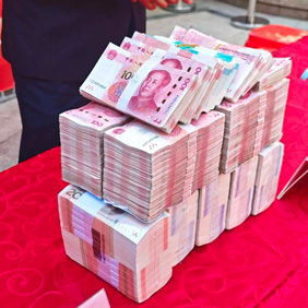 金华讨债公司成功调解了一起合同纠纷案件，约定由某物业公司分二期支付垃圾清运费30239.67元